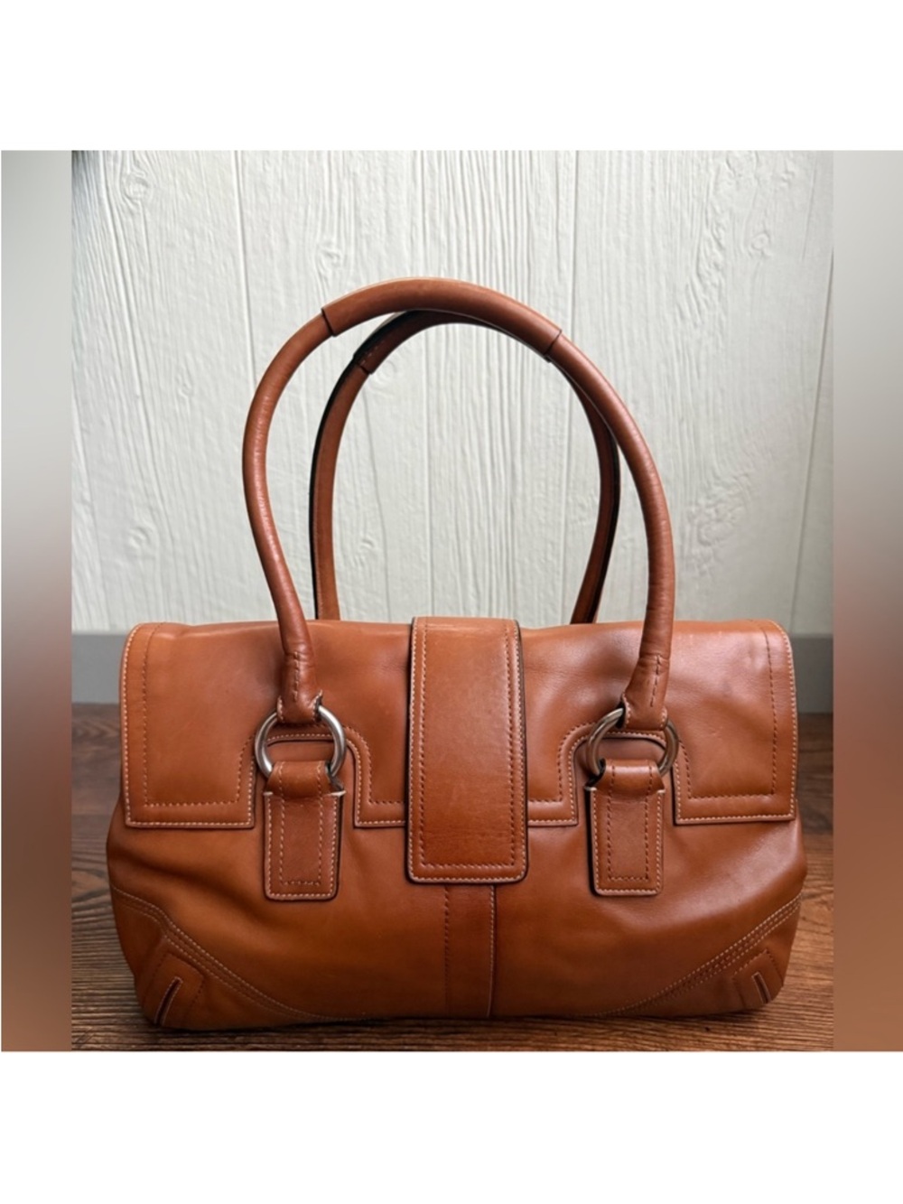 Classic SoHo Vintage Leather Satchel Handbag - Chestnut Brown - Picture 2 of 8
